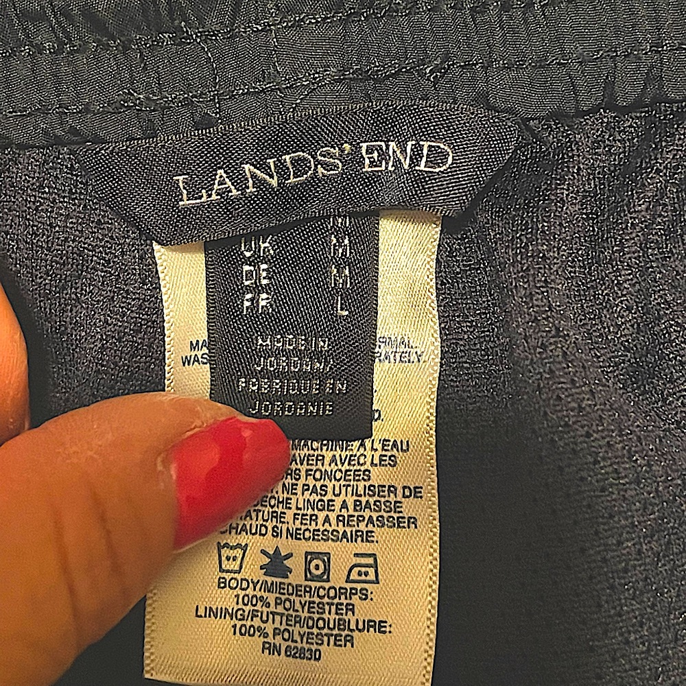 Lands' End Shorts Dark Blue Pull-On Elastic Waist Athletic Stripe Pockets Size M - Picture 3 of 7